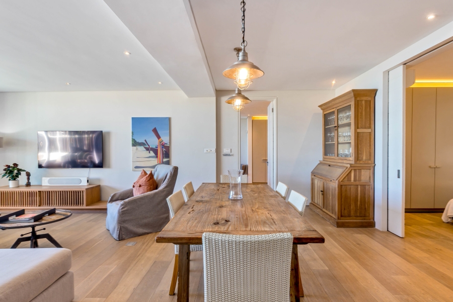 2 Bedroom Property for Sale in Camps Bay Western Cape